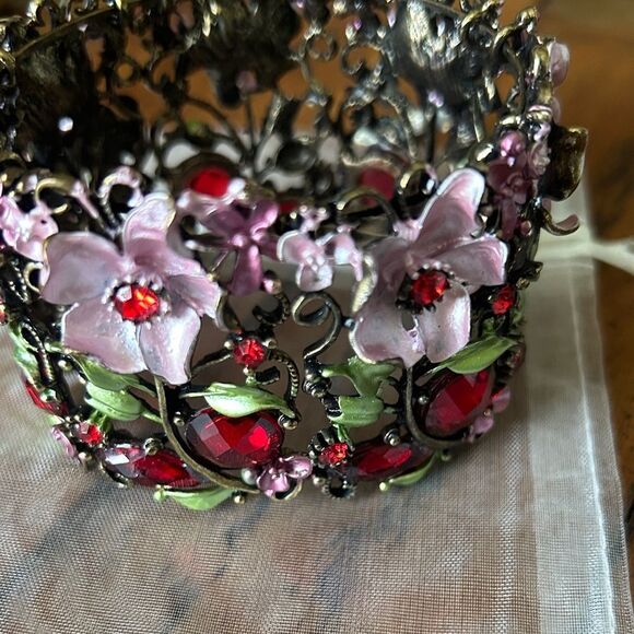 Vintage stunning Floral Enamel and Gemstone Bracelet - Picture 3 of 9